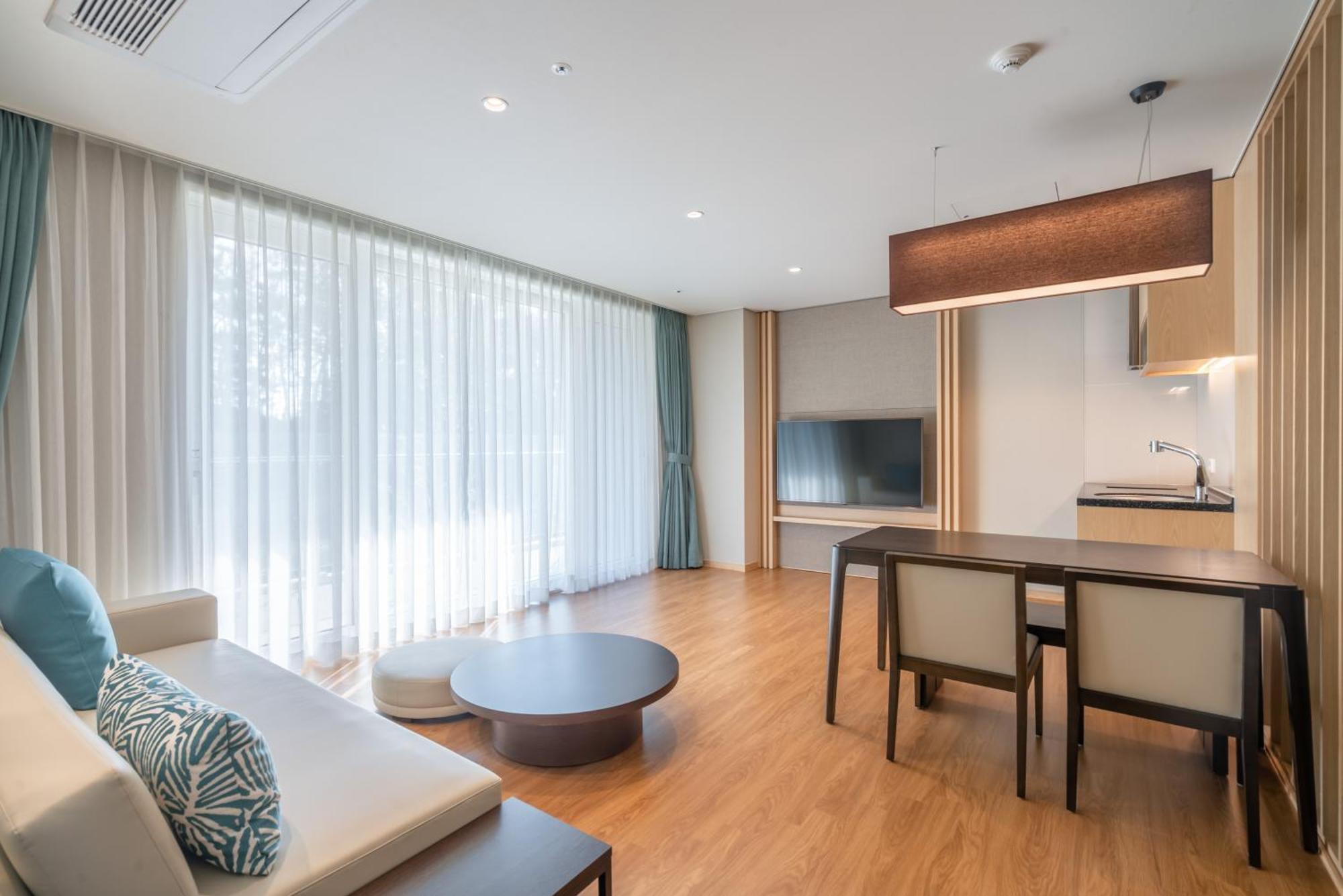 Hanwha Resort Geoje Belvedere Exterior photo