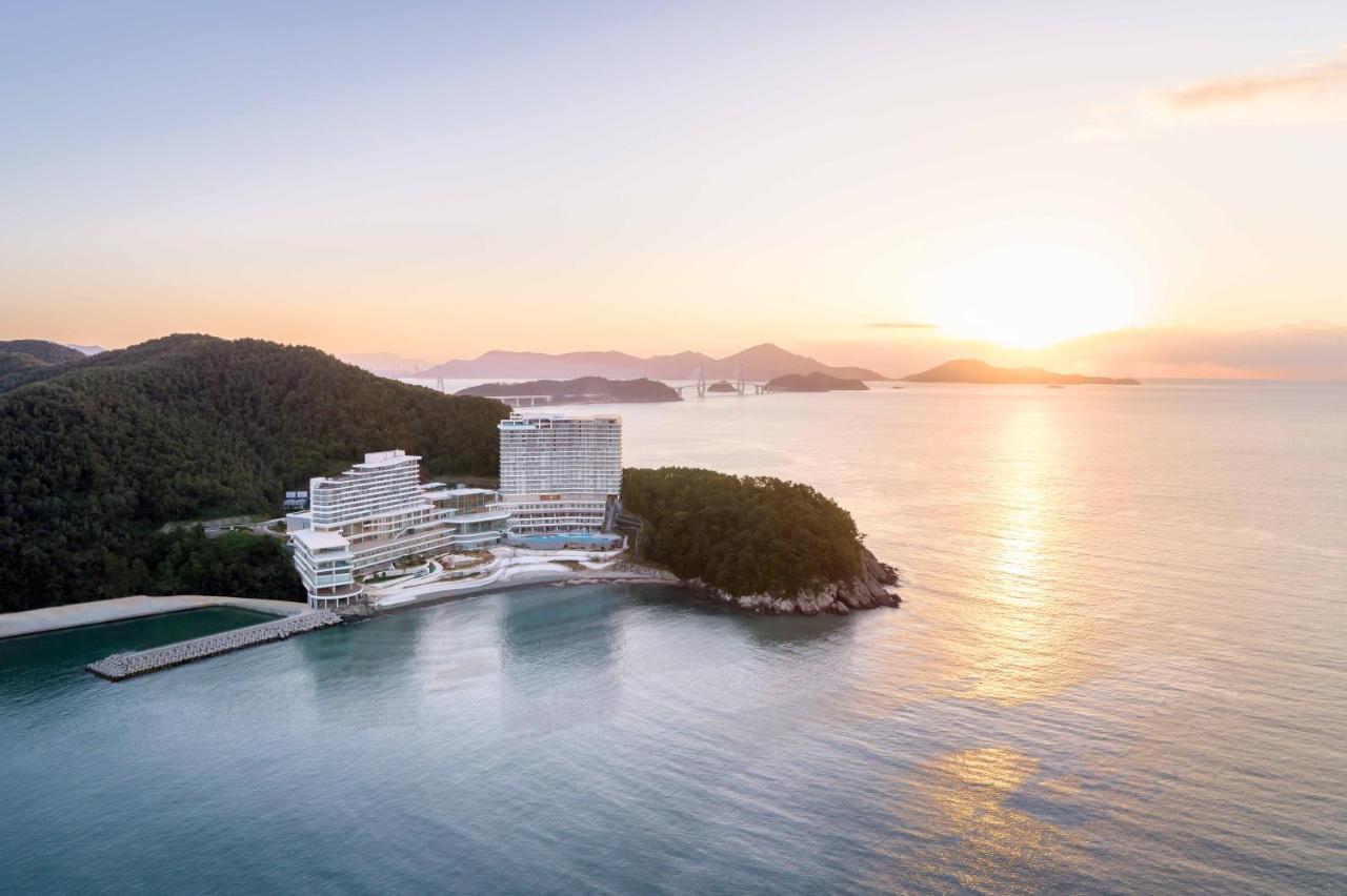 Hanwha Resort Geoje Belvedere Exterior photo